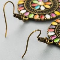 Européen Et Américain Rétro Coloré Fleurs Émail Boucles D'oreilles Bohème Gouttes Pour Les Oreilles Alliage Boucles D'oreilles De Style Ethnique Long Crochet D'oreille Femmes main image 5