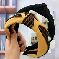 2021 Neuer Stil Spitze Stirnband Koreanische Version Ins Wind Breite Kante Mitte Geknotet Perlens Toff Haarschmuck Gesicht Waschen Stirnband Frauen main image 2