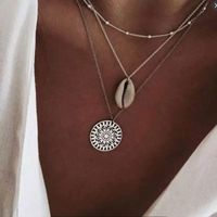 Fashionable Metal Wild Seashell Flower Plate Personality Multilayer Women Necklace main image 1