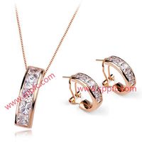 Fashion Vintage Zircon Necklace Earrings Set Exquisite Jewelry Wholesale sku image 1