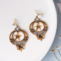 Court Style Earrings Women Baroque Geometric Pentagram Stud Earrings main image 4