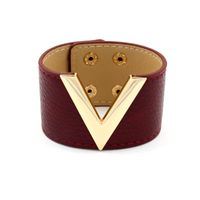 Européen Et Américain De Mode Et Accessoires À La Mode Coréenne Texture Pu En Cuir En Forme De V Personnalisé Femmes De Large Bracelet Multi-couleur main image 4