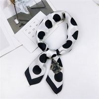 Alloy Korea  Scarf  (1 Butterfly Wave Red)  Scarves Nhmn0364-1-butterfly-wave-red main image 4