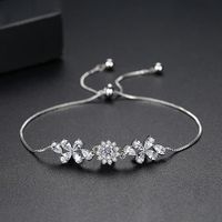 Alloy Korea Flowers Bracelet  (white-t14e03)  Fashion Jewelry Nhtm0662-white-t14e03 main image 1