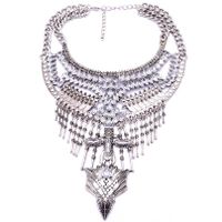 Europäische Und Amerikanische Mode Beliebte Weibliche Übertreibung Halskette Luxus Diamant Lange Schlüsselbein Kette Yiwu Schmuck Großhandel main image 7
