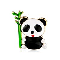 Fabrik Direkt Verkauf Neue Mode Persönlichkeit Bambus Panda Brosche All-match-legierung Tropf Öl Tier Corsage Spot main image 1
