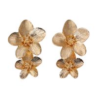 Europäische Und Amerikanische Mode Blumen Ohrringe Kreative Blumen Legierung Acryl Stoff Perlen Serie Damen Ohr Schmuck sku image 3