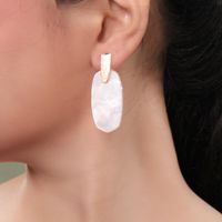 Geometrische Unregelmäßige Acryl Platte Ohrringe Frauen Europäischer Und Amerikanischer Stil Mode Internet-prominente All-match-ohrringe Ed02100d main image 5