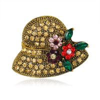 Koreanische Version Der Beliebten Retro Brosche Mode All-match Damen Zylinder Corsage Legierung Farbe Diamant Damen Ornamente main image 1