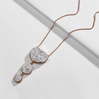Qingdao Europäische Und Amerikanische Neue Harz Kristall Zahn Versilberte Legierung Multi-anhänger Damen Lange Pullover Halskette Neu sku image 1