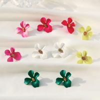 Simple Style Flower Stoving Varnish Alloy No Inlaid Earrings main image 3