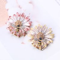 Fashion Bee Flower Alloy Brooch Nhdr135161 main image 4