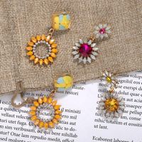 2019 Sommer Coole Kreative Diamant Ohrringe Europäische Und Amerikanische Übertriebene Wilde Diamant Edelsteine Blumen Weibliche Ohrringe main image 1