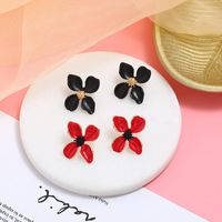 Simple And Stylish Personality Flower Earrings Nhkq135876 main image 3
