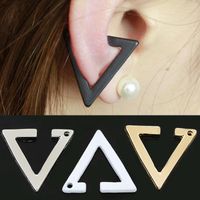 Européen Et Américain Personnalisé Exagéré Métal Triangle Oreille Clip Commerce Extérieur Oreille Clip Boucles D'oreilles 2 Yuans Boutique Décrochage Ornement En Gros main image 3