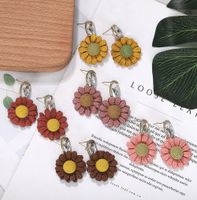 Fashion Temperament Chrysanthemum Drop Rhinestone Earrings Nhjq136372 main image 3