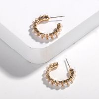 Même Produit Sur Site Officiel Super Chaude C-en Forme Alliage Bijoux Boucles D'oreilles Européen Et Américain Exagérée Polyvalent Des Femmes Anneau Boucles D'oreilles En Gros main image 3