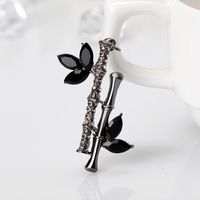 Korean Version Of Full Rhinestone Plant Natural Bamboo Alloy Brooch Nhdr132310 main image 6