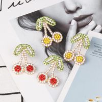 52343 Boucles D'oreilles Européen Et Américain Style Simple Personnalité Série De Fruits À La Main Plein Diamant Cerise Boucles D'oreilles Boucles D'oreilles 2019 Nouveau main image 2