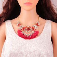 Europäische Und Amerikanische Mode Legierung Diamant Blume Zirkon Hohle Quaste Halskette Pullover Kette Schlüsselbein Kette Heißer Verkauf main image 2