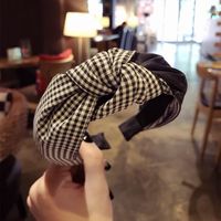 Japonais Et Coréen Nouvelle Qualité Cheveux Accessoires Imitation Cuir Pu Couture Plaid Bandeau Noeud Dans Le Milieu Noeud Arc Bandeau Dames main image 10