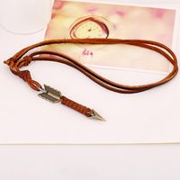 An Arrow Wearing A Vintage Top Layer Cowhide Necklace Nhpk145673 main image 3