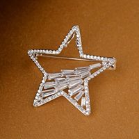 Einfacher Und Stilvoller Europäischer Und Amerikanischer Stil, Mikro Eingelegte Aaa-zirkon-fünfzackige Stern Brosche, Kupfer Beschichtete Gold Nadel 850109 main image 3