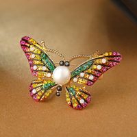 2019 Nouvelle Mode Couleur Cristal Autrichien Papillon Broche Alliage Broches Accessoires En Gros 850066 main image 1