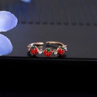 Koreanische Version Kleiner Frischer, Süßer Und Verspielter Roter Erdbeer Ring Weiblicher Einfacher Diamant-zeigefinger-gelenk Ring Student main image 5