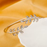 Style Coréen Nouveau Accessoires Froid Style De Mode Diamant-intégré Open Géométrique Bracelet Feuille En Forme De Bracelet De Femmes Bijoux En Gros main image 6