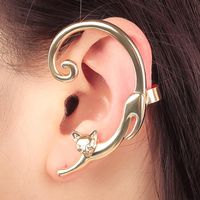 Européen Et Américain Style Mignon De Bande Dessinée Petit Animal Trois-dimensions Chat Oreille Goujons Oreille Pendaison Souhaite  Croix-frontière Produits Phares Gros main image 3