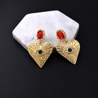 Vintage Flash Diamond Emerald Eye Peach Heart Earrings Nhnt151295 main image 3