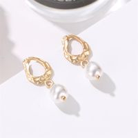Neue Ohrringe Unregelmäßige Geometrische Wasser Tropfen Ohrringe Koreanische Palast Barock Perlen Ohrringe main image 5