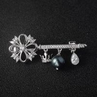 Koreanische Mode Damen Anzug Brosche Geist Schlüssel Diamant Perlen Brosche Kleidung 154747 main image 4
