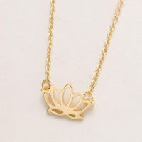 Europäische Und Amerikanische Hohle Pflanzen Lotus Halskette Mode Blume Lotus Legierung Anhänger Mit Kupferketten Halskette Hersteller Großhandel main image 3
