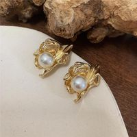 Vintage Metal Pleated Leaves With Pearl Ring Nhyq153516 main image 5