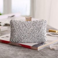 Grenz Überschreitende Neue Dinnerparty-tasche Europäische Und Amerikanische Clutch-tasche Diamant-bankett-kleidung Tasche Handgemachte Perlen Kleine Quadratische Tasche 6699 Großhandel sku image 5