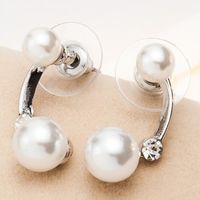 Coréenne Style Perle Bilingue Perles Personnalité De La Mode Oreille Stud Boucles D'oreilles Femmes De Bijoux Tempérament Oreille Clip Boucles D'oreilles En Gros main image 4