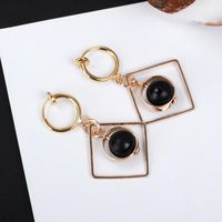 Japonais Et Coréen Boucles D'oreilles De Mode En Gros Simple Géométrique Carré Oreille Goujons Perles Cercle Boucles D'oreilles Non-piercing Boucle D'oreille Oreille Clip sku image 3