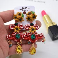 2020 Neue Barocke Farbe Europäische Und Amerikanische Mode Blumen Ohrringe Mit Edelstein Ohrringe Lange Übertriebene Wasser Tropfen Ohrringe main image 4