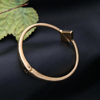 Simple Alloy Inlaid Natural Stone Women&#39;s Bracelet Nhqd154555 main image 5