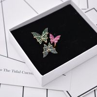 Européen Et Américain All-correspondant Micro-incrusté Trois-dimensions Papillon Ouvert Terminé Ring Du Bout Des Doigts Anneau Couleur Strass Papillon Anneau En Gros main image 6