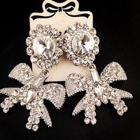 Baroque Vintage Haute Profil De Mode Strass Arc Big Ear Stud Discothèque Cristal Grand Bijou Boucles D'oreilles Femme Boucles D'oreilles main image 3