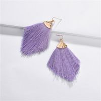 Qingdao Européen Et Américain Boucles D'oreilles Ornement Alliage Triangle Chapeau Coton Fil Gland Multi-couleur Gouttes Pour Les Oreilles main image 6