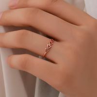 Koreanische Version Des Neuen Produkts Ring Einfache Vier Dreieckige Ringe Weibliche Mode Geometrisch Hohl Damen Öffnen Einzel Ring Großhandel main image 3