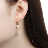 Koreanische Mode Ein-wort-diamant-perlen-dreiecks Ohrringe main image 5