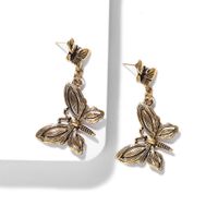 Vintage Tendance Creative Alliage Papillon Boucles D'oreilles Européen Et Américain Style National Exagéré Capricieux Partie Insectes Balle Boucles D'oreilles main image 3