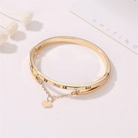 Européen Et Américain Amour Bracelet Romain Numérique Gland Peach Coeur Tempérament Sauvage Coréenne Bracelet Yiwu Bijoux À La Mode En Gros main image 5