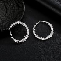 Vente Chaude En Europe Et En Amérique Nouvelle Boucles D'oreilles Simple Et Irrégulière Multi-épine Anneau Rond Boucles D'oreilles Alliage Galvanoplastie Personnalité Sauvage Boucles D'oreilles main image 5