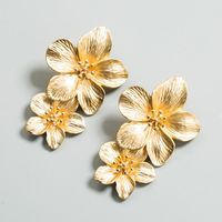Retro Flower Stoving Varnish Alloy No Inlaid Earrings main image 3